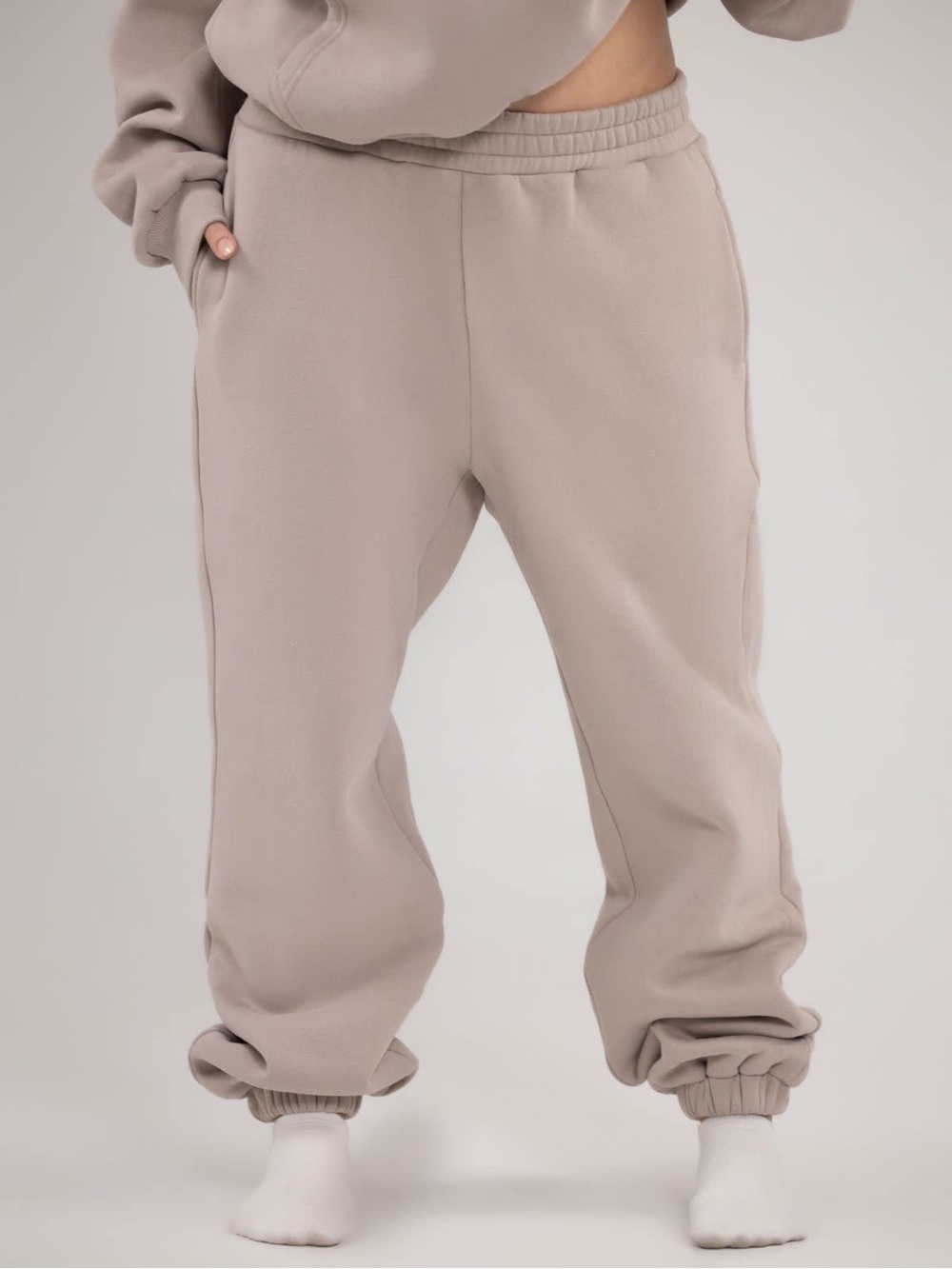 VIRAL Comfrt  Travel Essentials Sweatpants - Bark